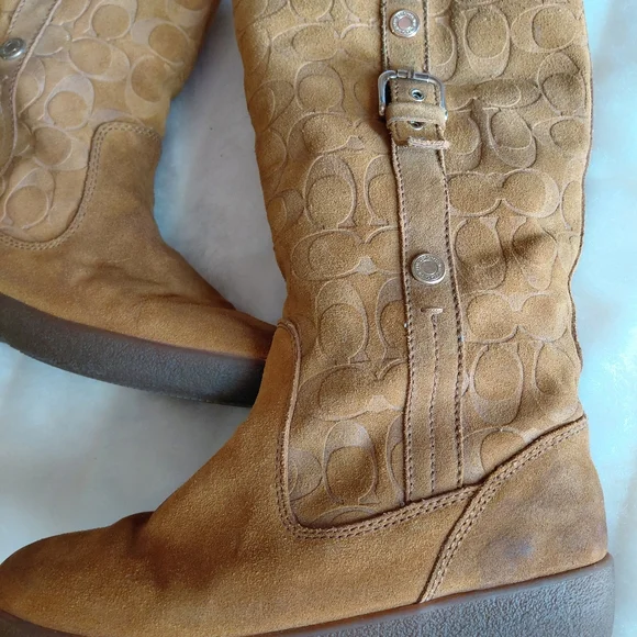 Coach White Fur-Lined Boot Size 8.5 - Picture 6 of 8